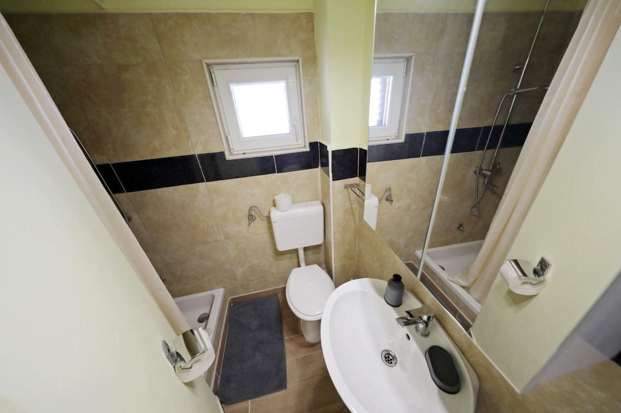 Villa Terracotta Studio 2 Starigrad Paklenica Ngoại thất bức ảnh